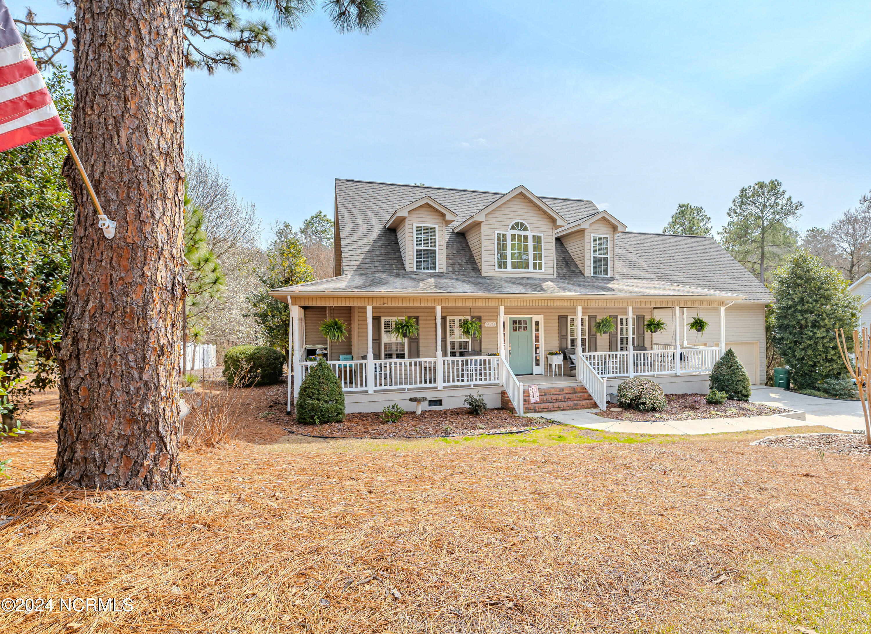 Property Photo:  920 Diamondhead Drive S  NC 28374 