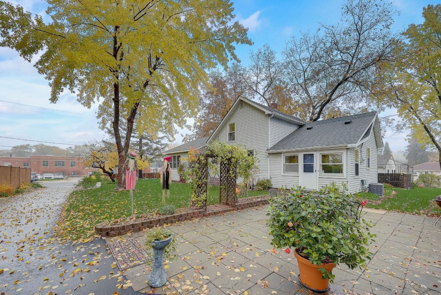 Property Photo: 16300 Duluth Avenue SE MN 55372