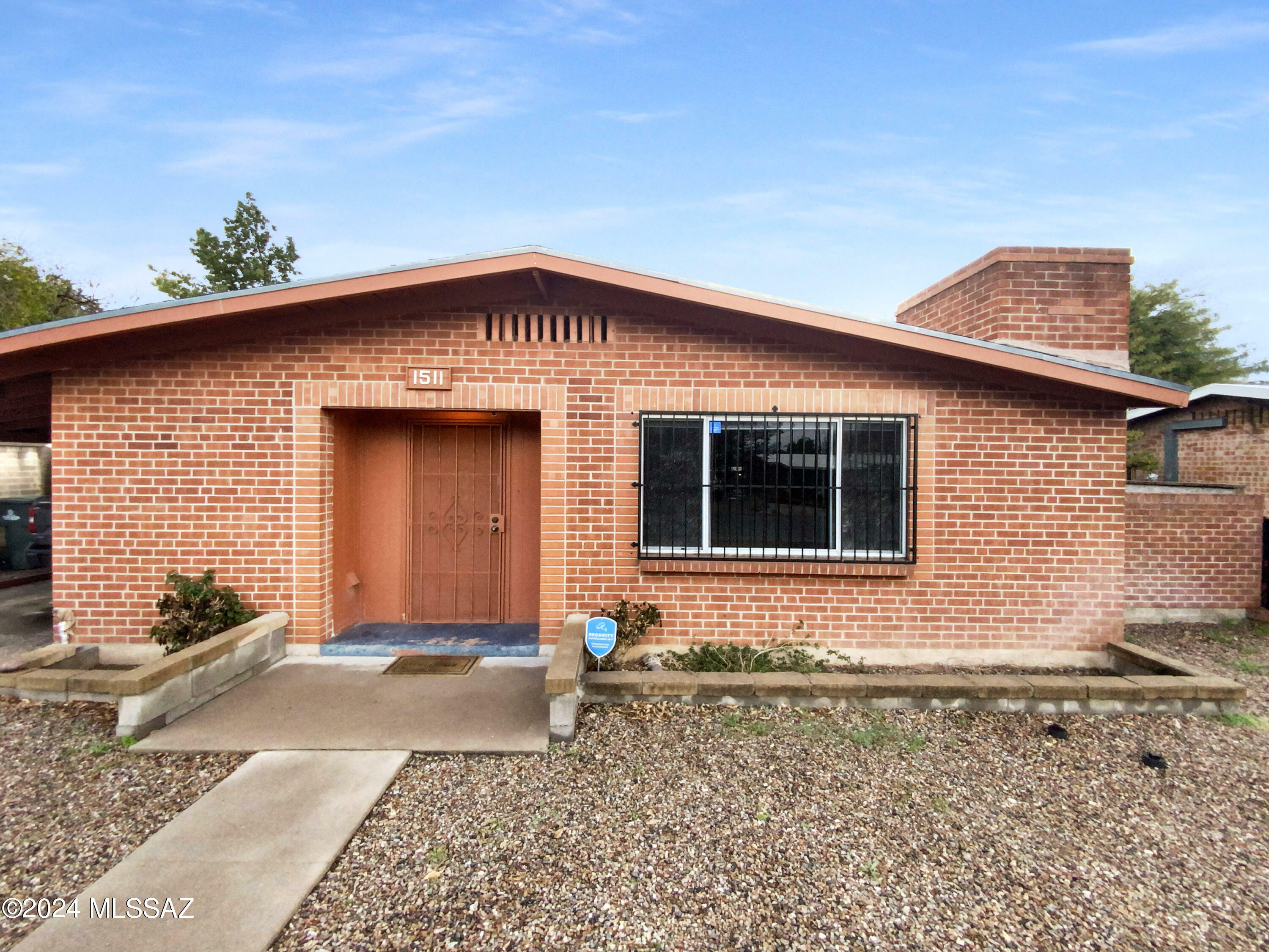 1511 N Louis Avenue  Tucson AZ 85712 photo