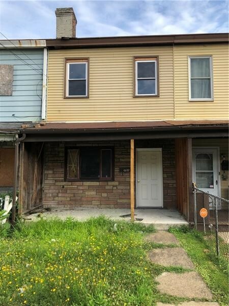 Property Photo:  615 E 18th Ave  PA 15120 