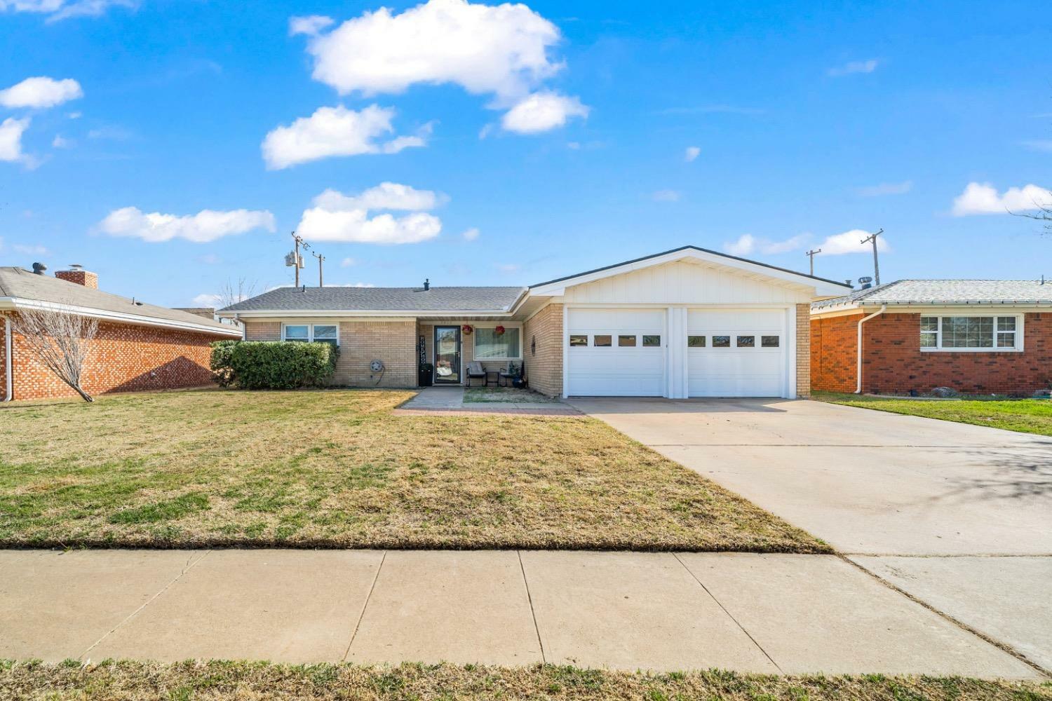 Property Photo:  5425 9th Street  TX 79416 