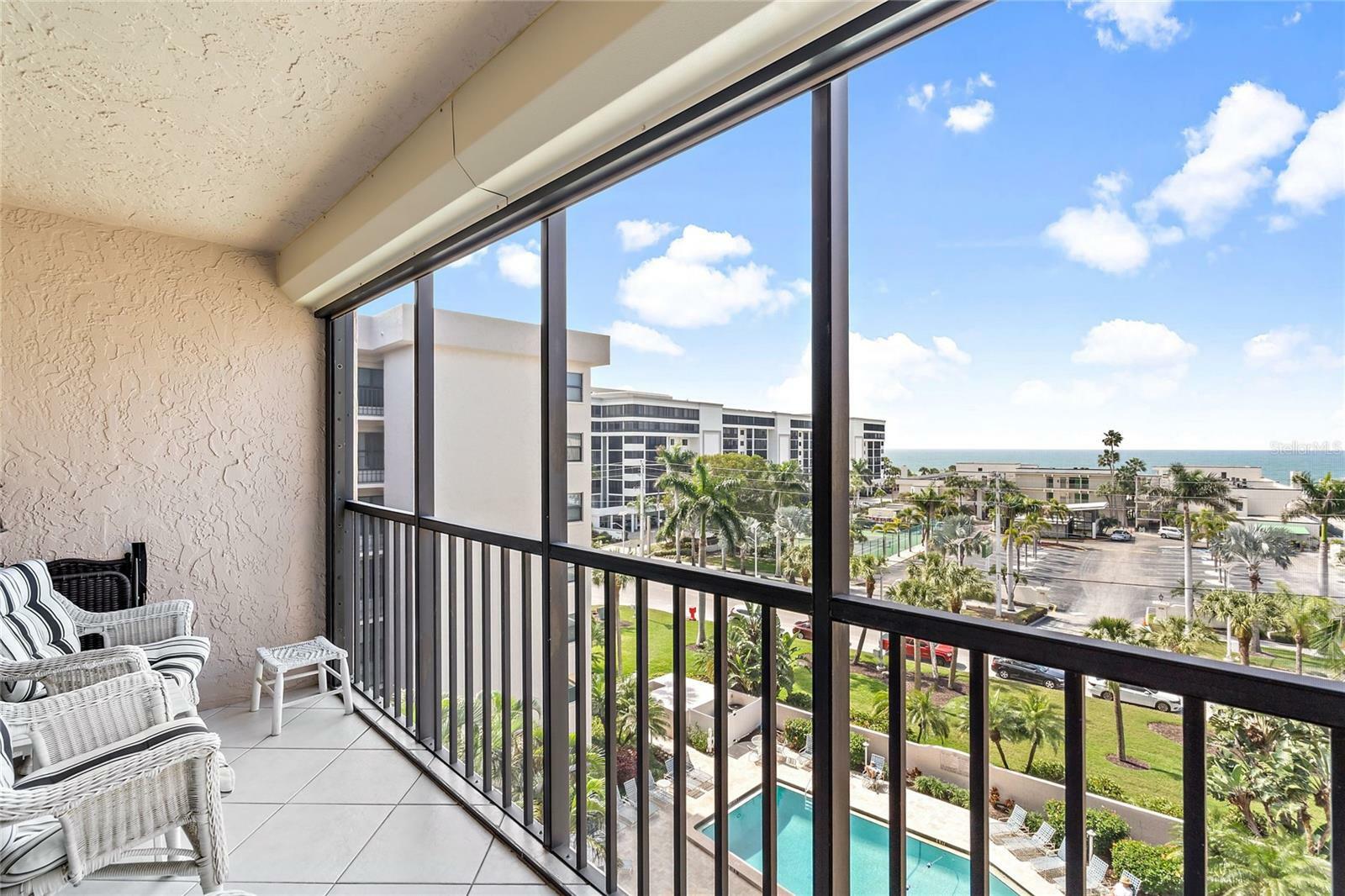 Property Photo:  1001 Benjamin Franklin Drive 606  FL 34236 