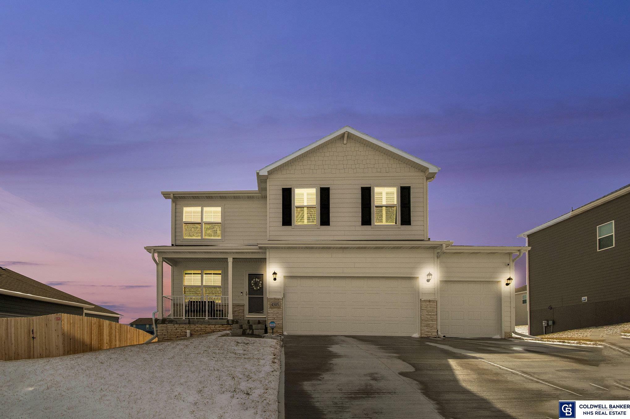 Property Photo: 4505 Leawood Drive NE 68133