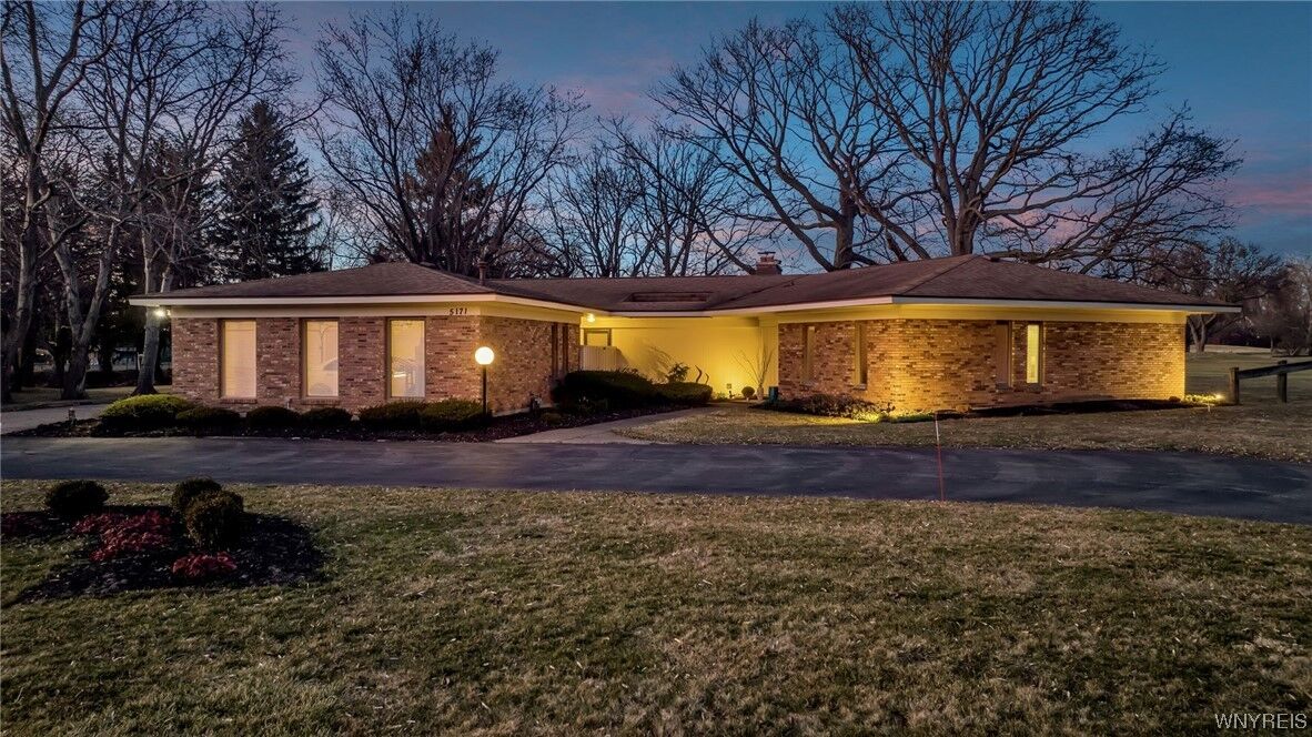 Property Photo:  5171 Military Road  NY 14092 