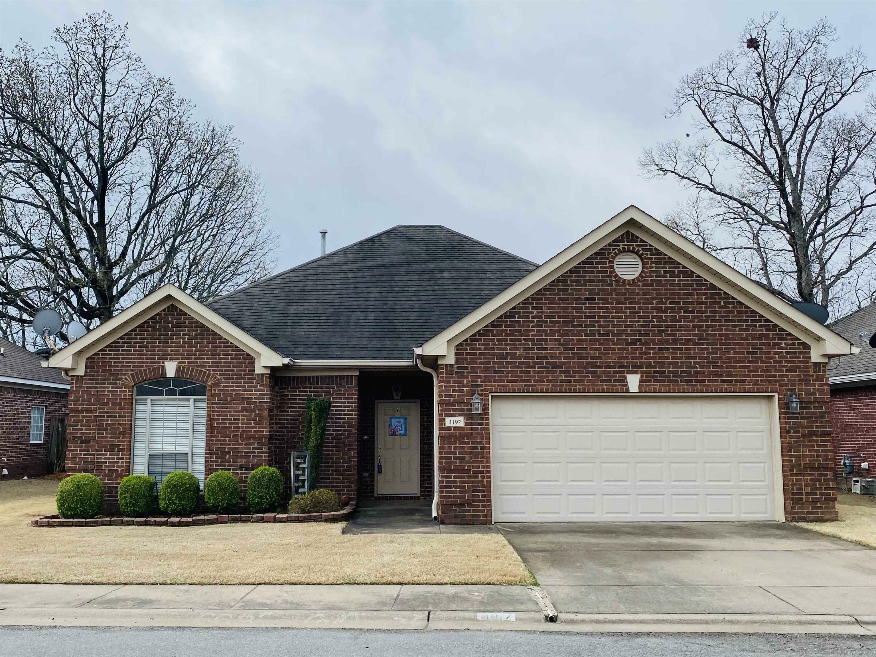 Property Photo:  4192 Heritage Oak Drive  AR 72015 