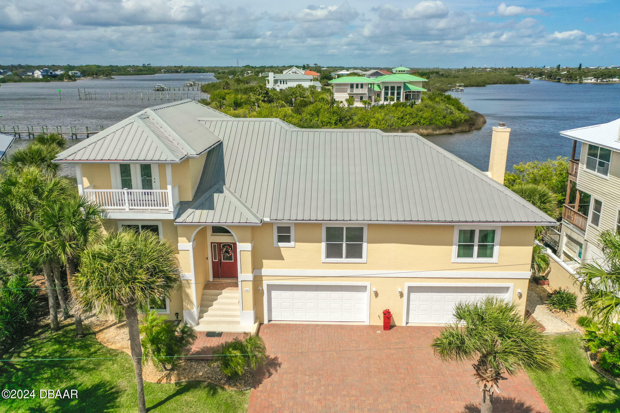 Property Photo:  608 River View Road  FL 32136 