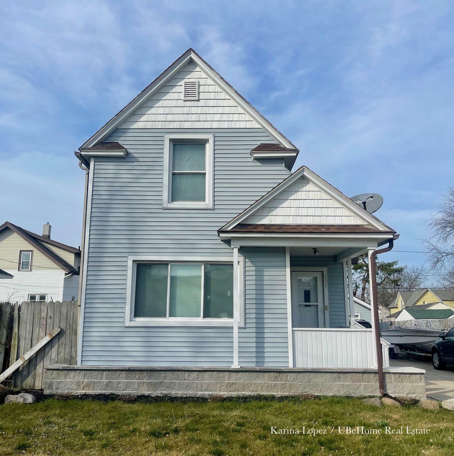 157 W 17th Street  Holland MI 49423 photo