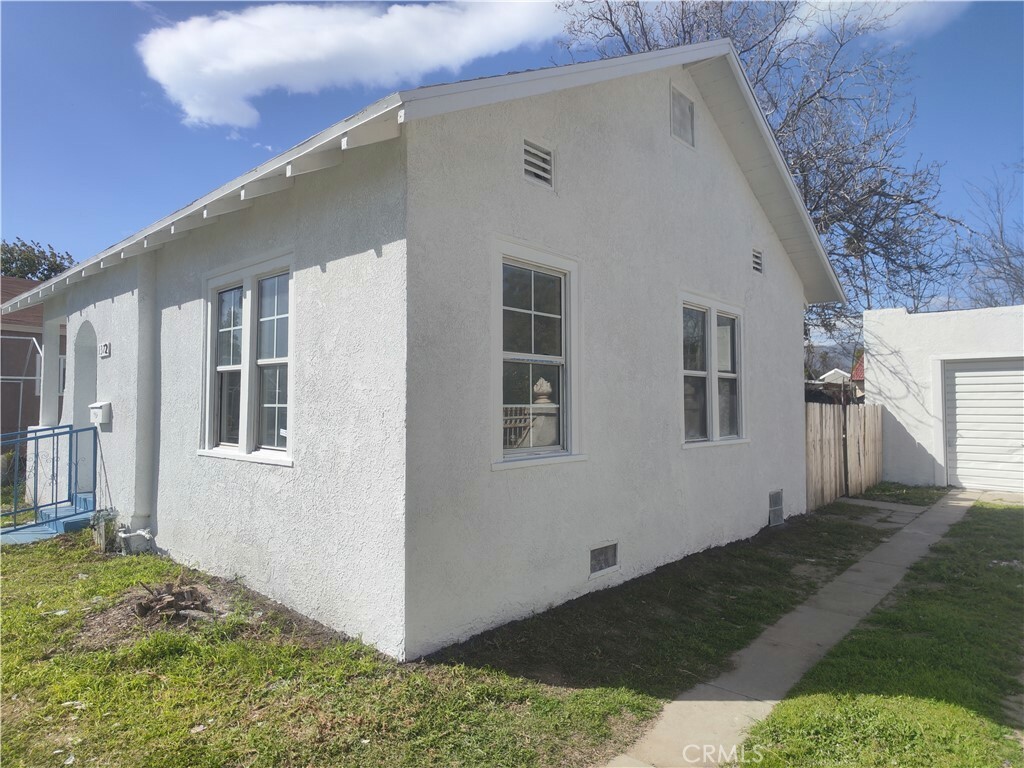 Property Photo:  1372 Reece Street  CA 92411 