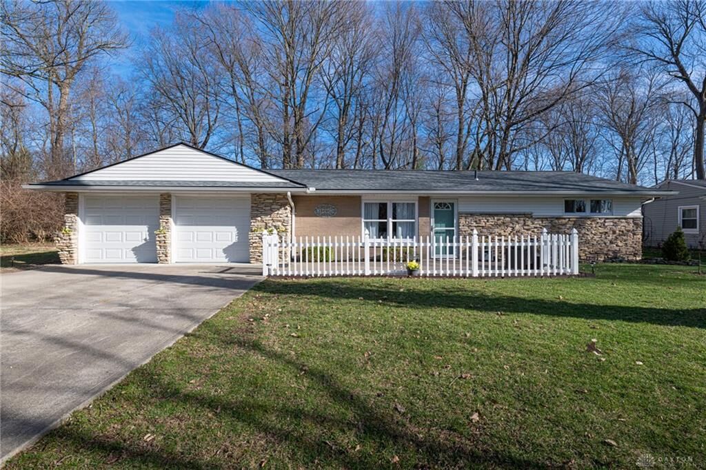 Property Photo: 2642 Crone Road OH 45434