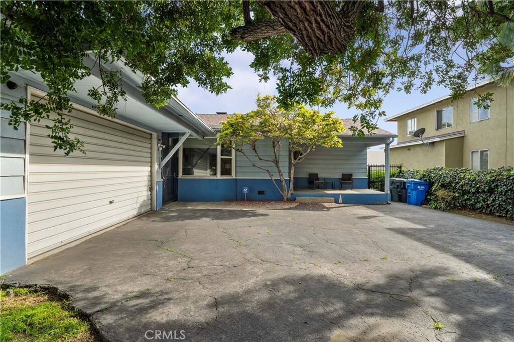 Property Photo:  900 Genoa Street  CA 91016 