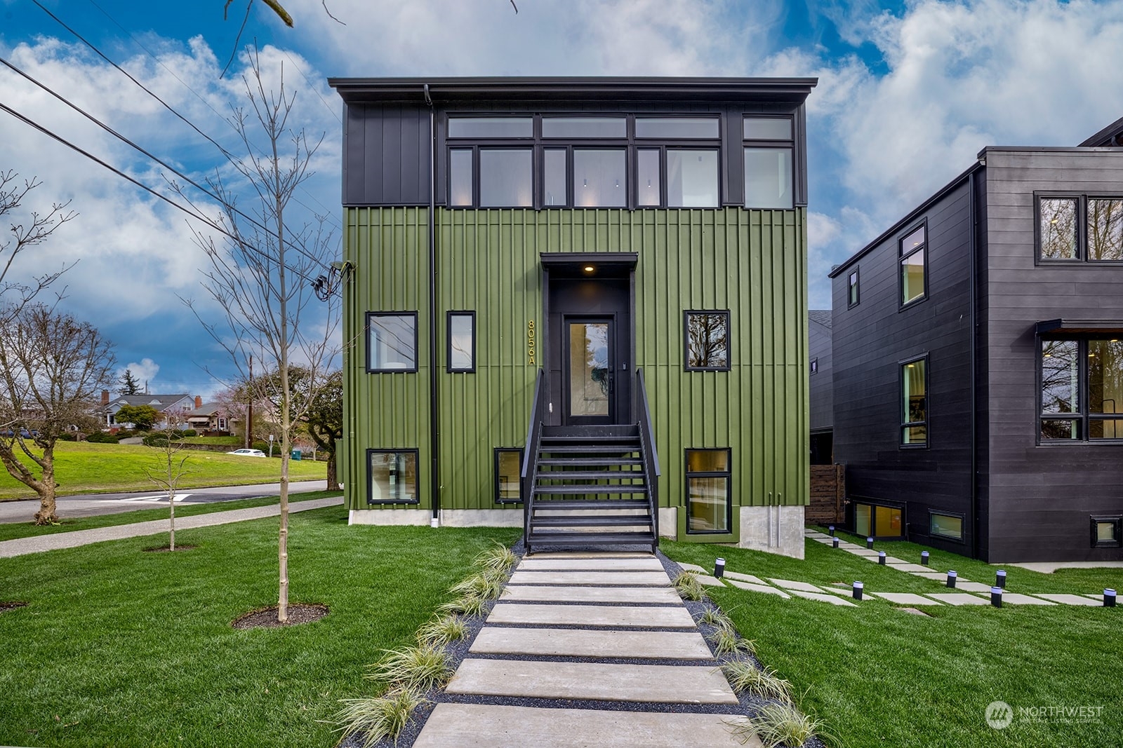 Property Photo: 8056 Brooklyn Avenue NE A WA 98115