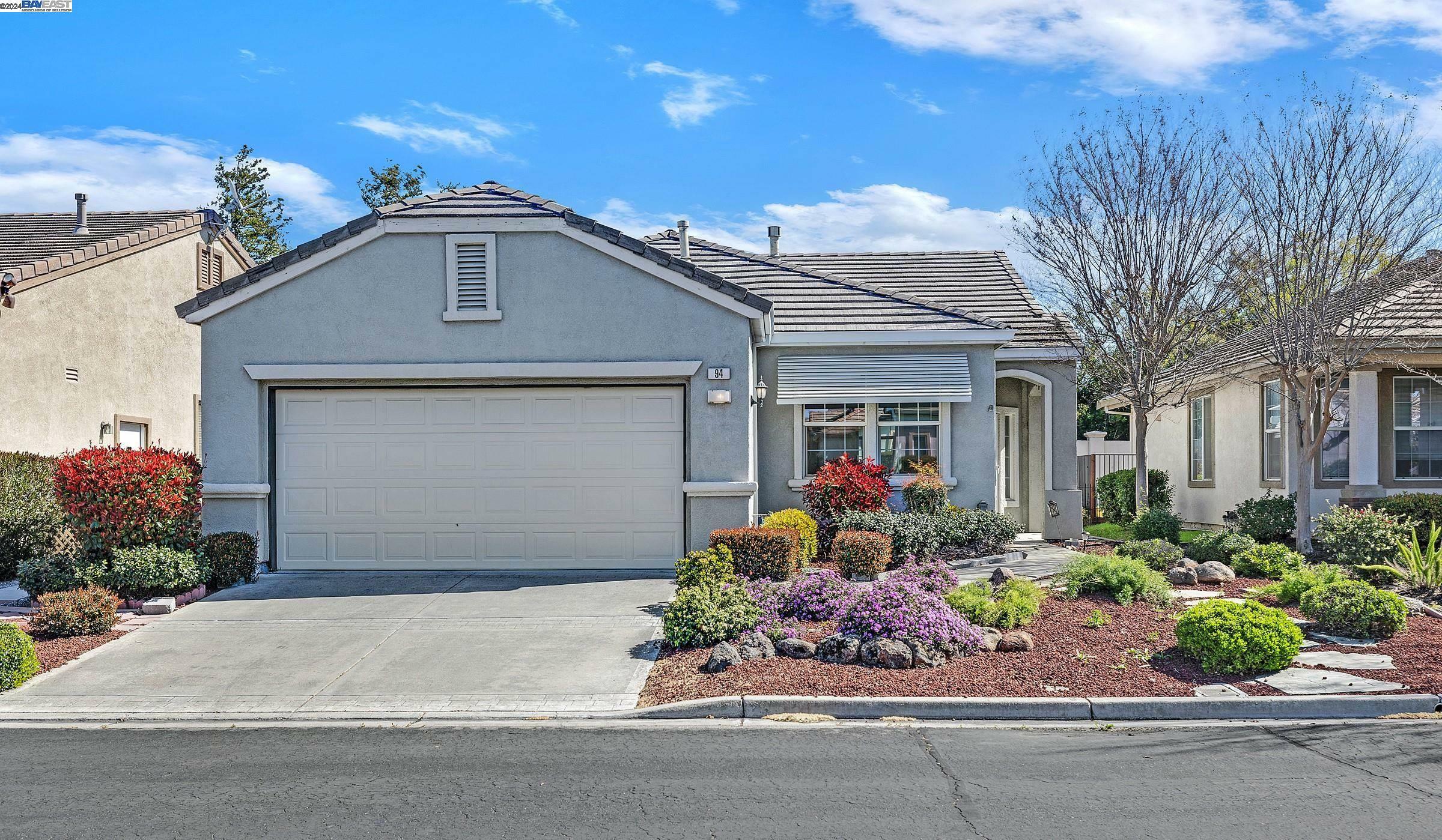 Property Photo: 94 Liberty Ln CA 94513