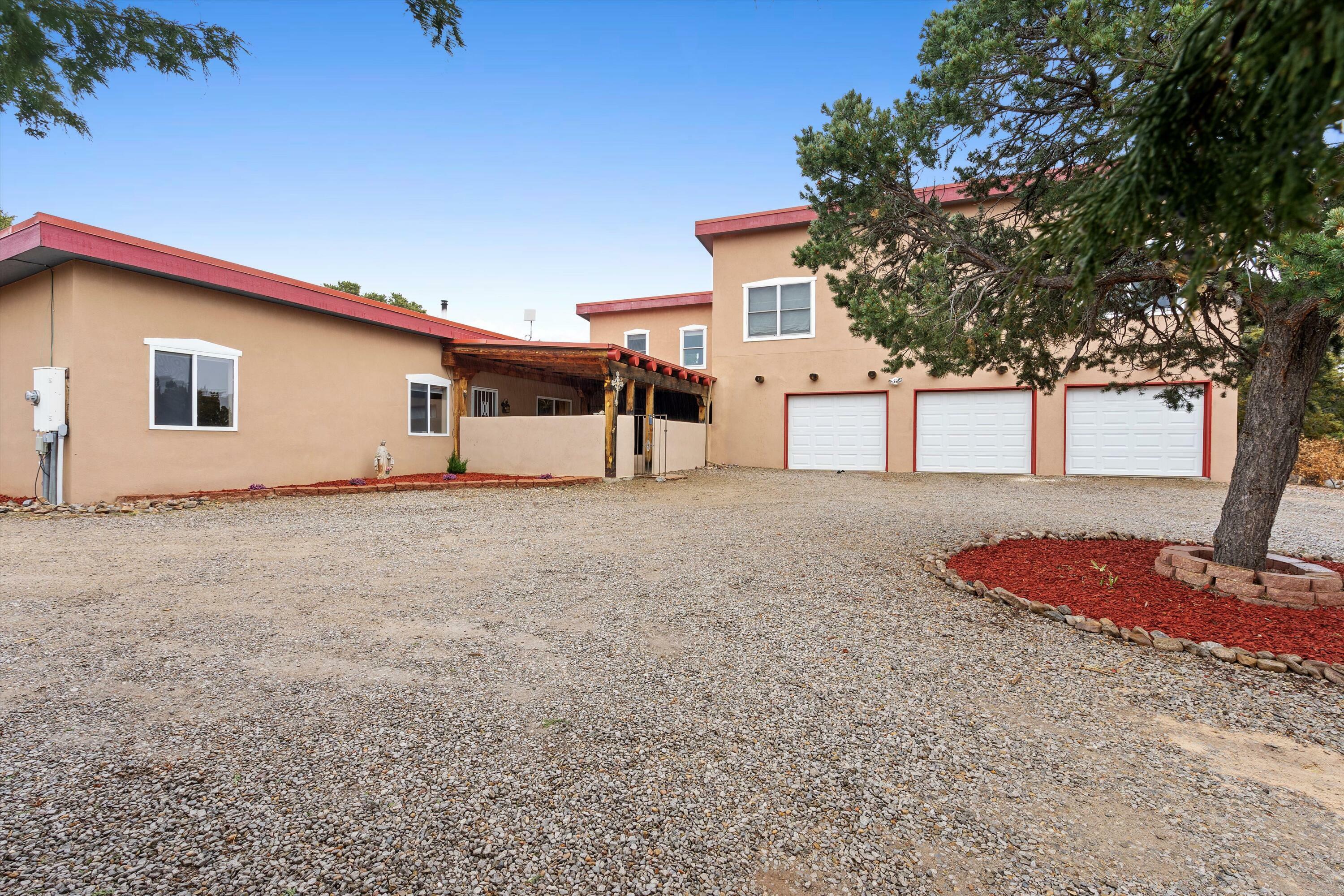 Property Photo:  36 Vista Bonita Drive  NM 87047 