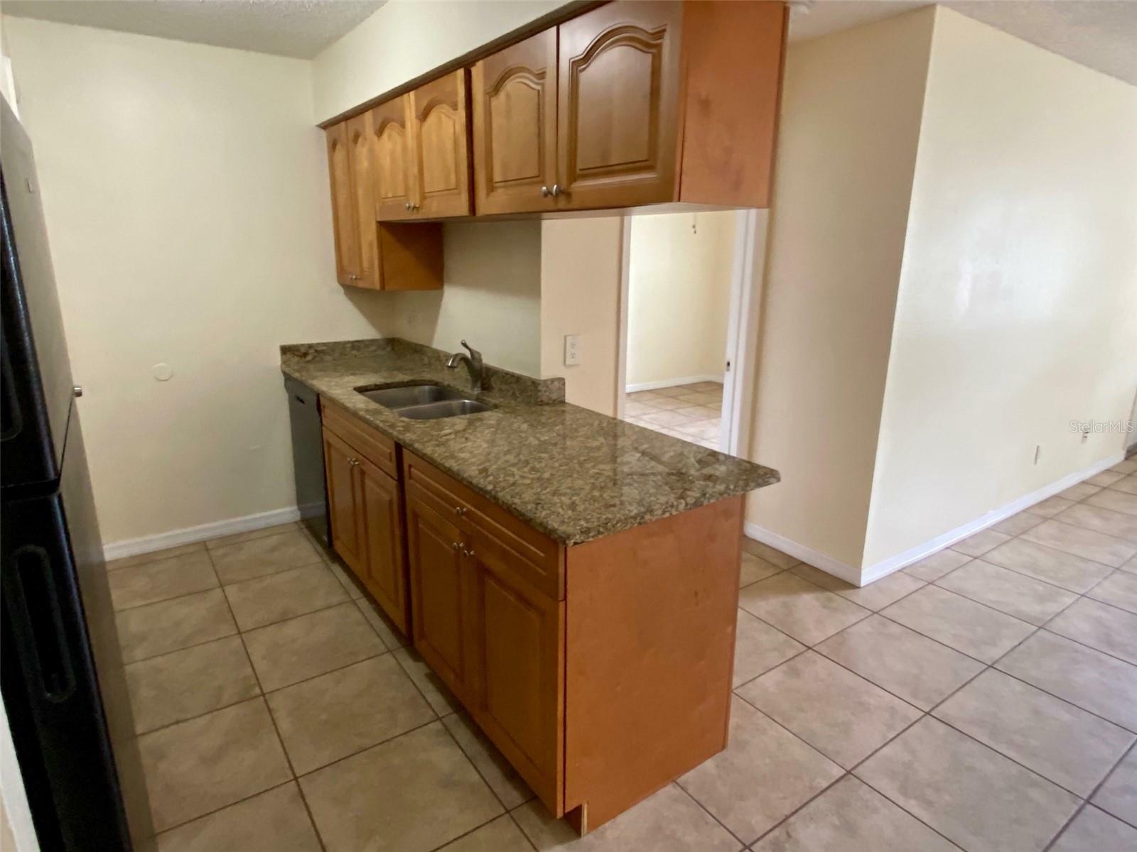 Property Photo:  221 Red Maple Place  FL 33510 