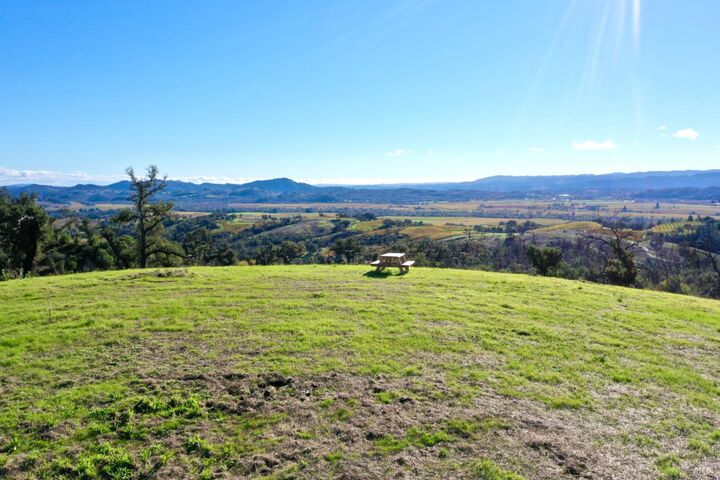 Property Photo:  594 Artisan Circle  CA 95441 