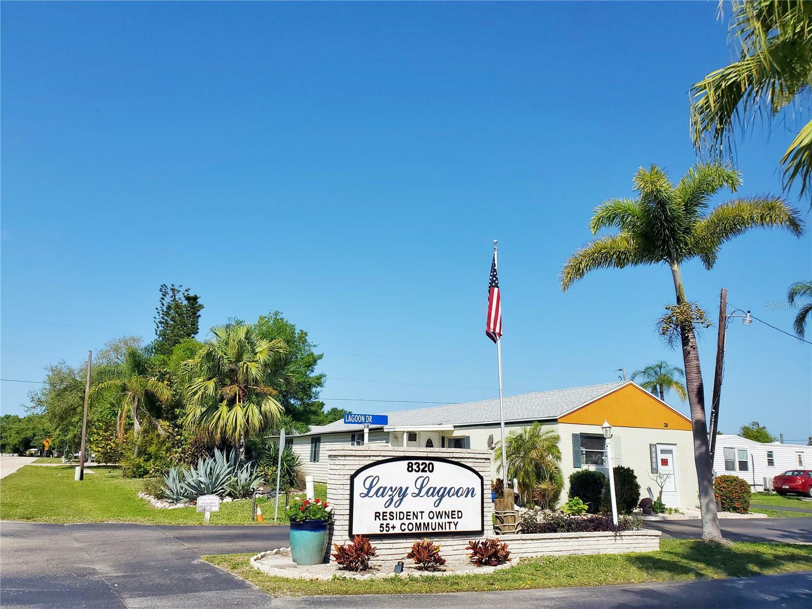 Property Photo:  8320 Riverside Drive 20  FL 33982 
