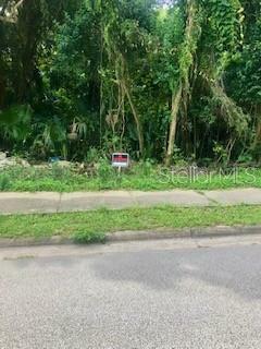 Property Photo: 526 W Hubbard Avenue FL 32720