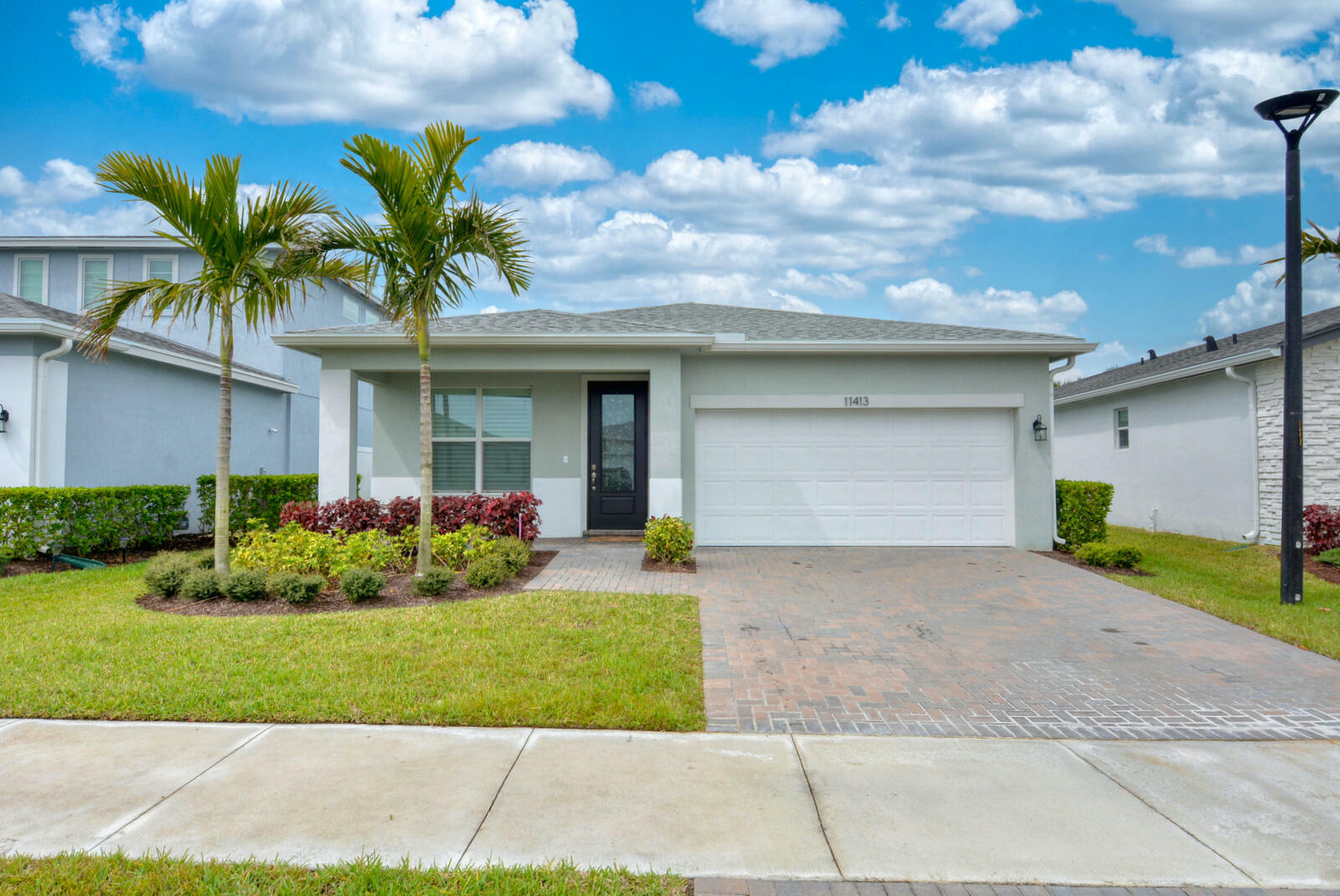 Property Photo:  11413 SW Lyra Drive  FL 34987 