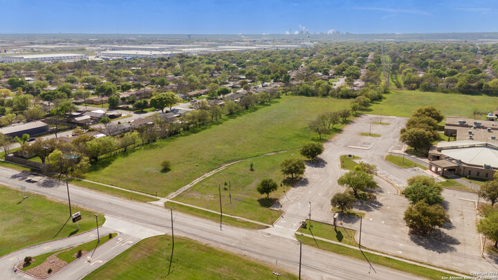 Property Photo: 2825 Ackerman Rd TX 78219