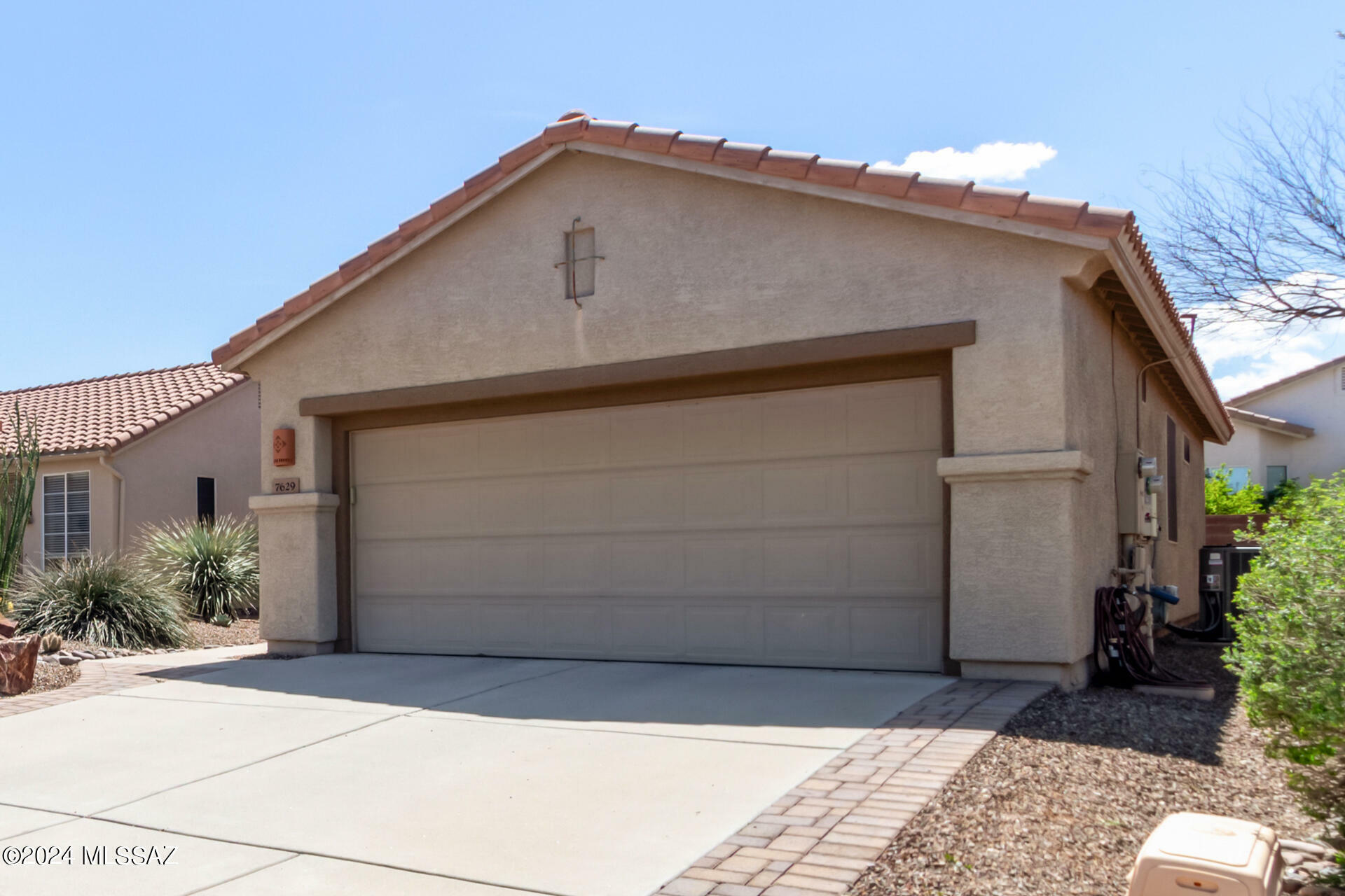 Property Photo:  7629 W Cathedral Canyon Drive  AZ 85743 