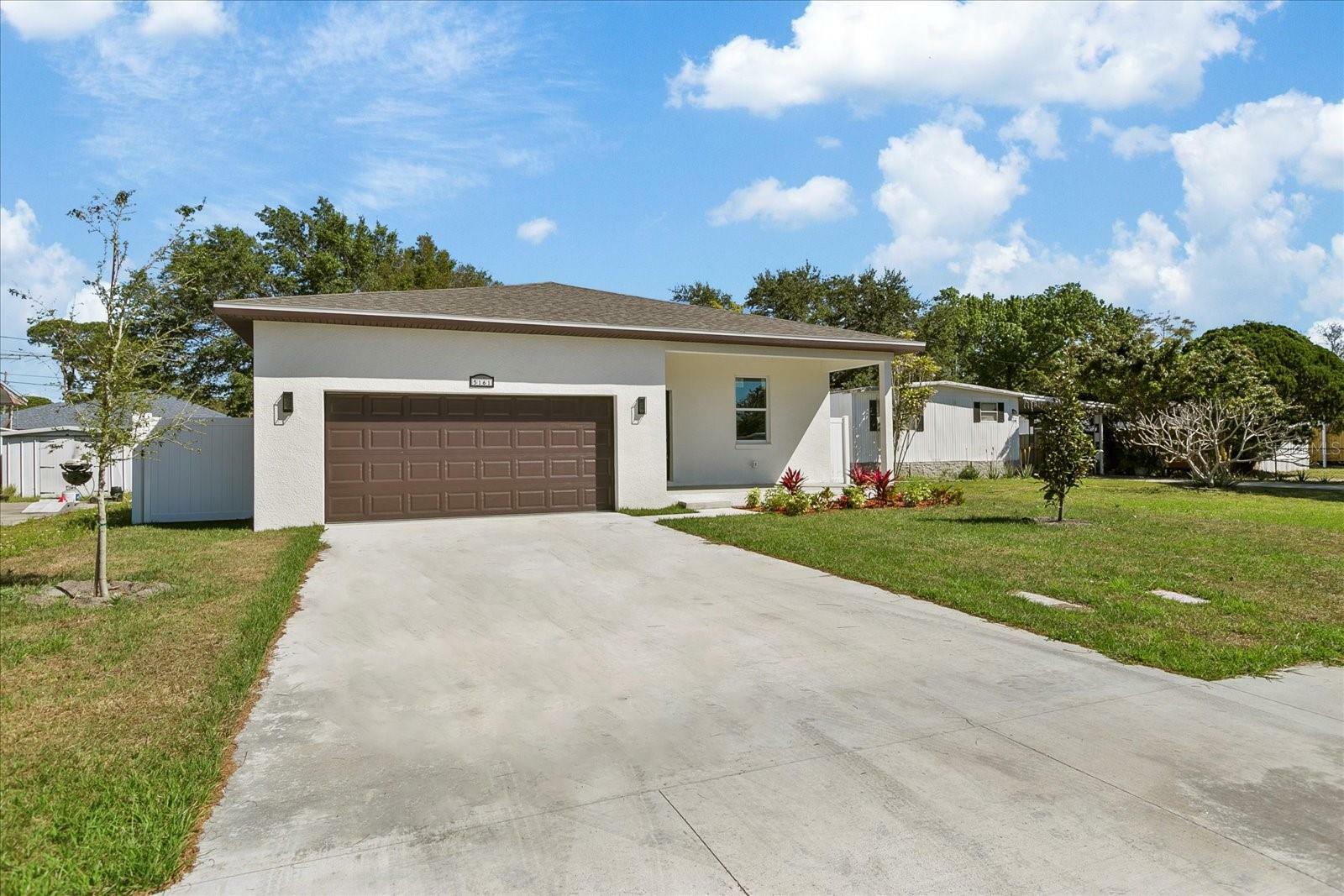 Property Photo:  5161 69th Avenue N  FL 33781 