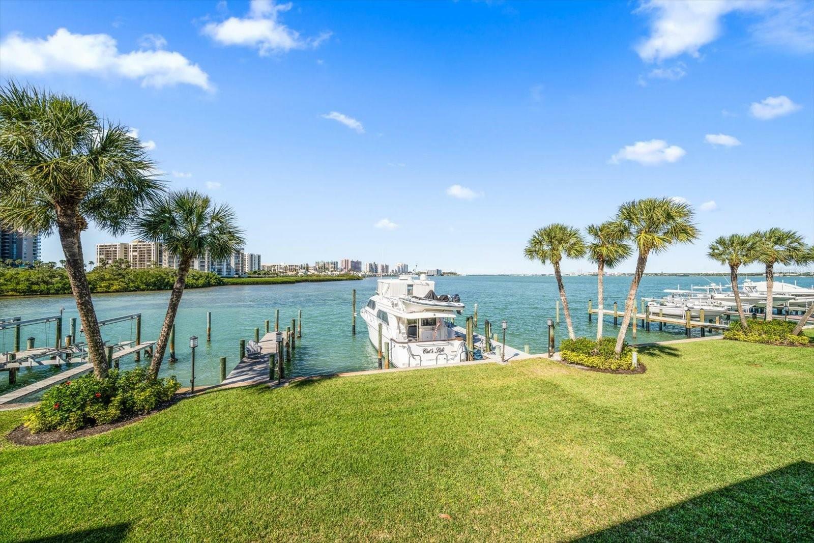 Property Photo:  144 Marina Del Rey Court  FL 33767 