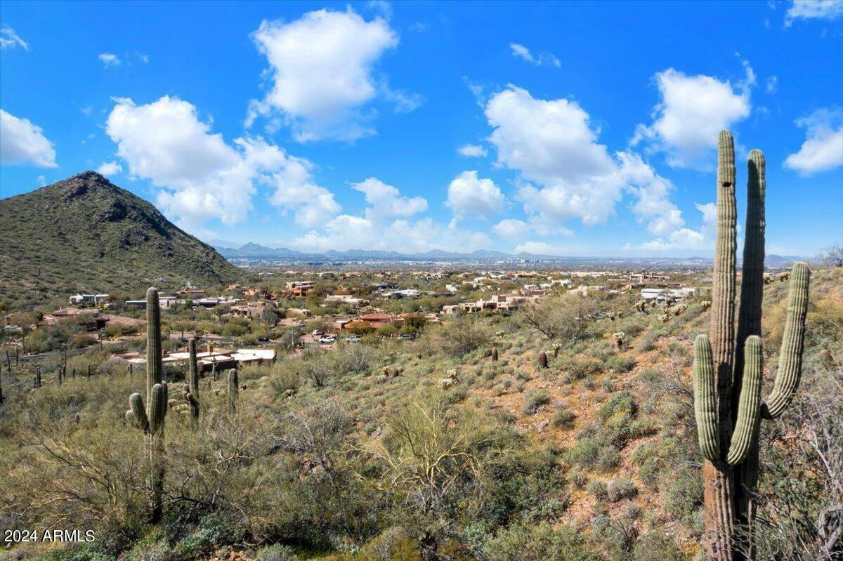 Property Photo:  22803 N Via Ventosa Drive  AZ 85255 