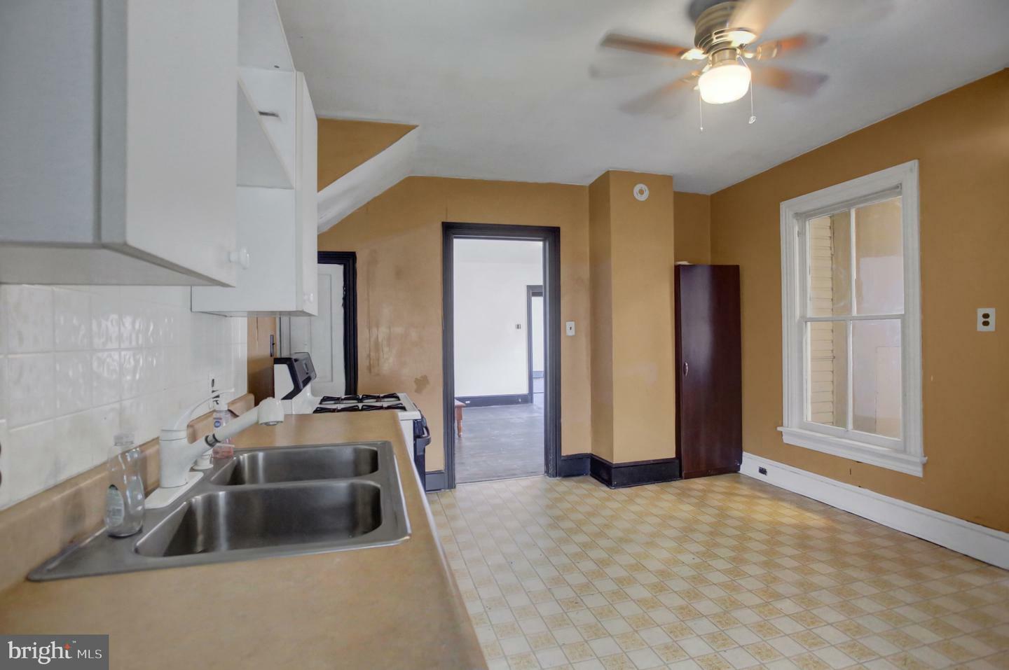 Property Photo:  51 North Sixth  PA 17201 