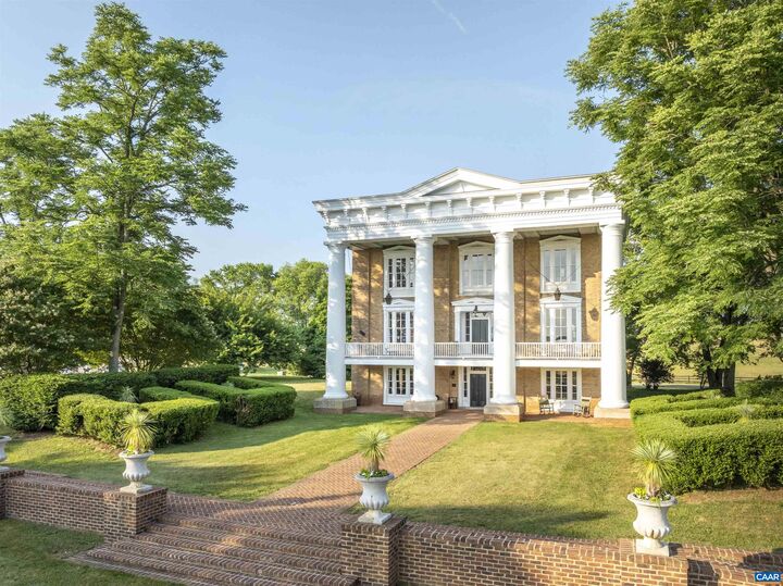 Property Photo: 23501 Greenville Rd VA 22701