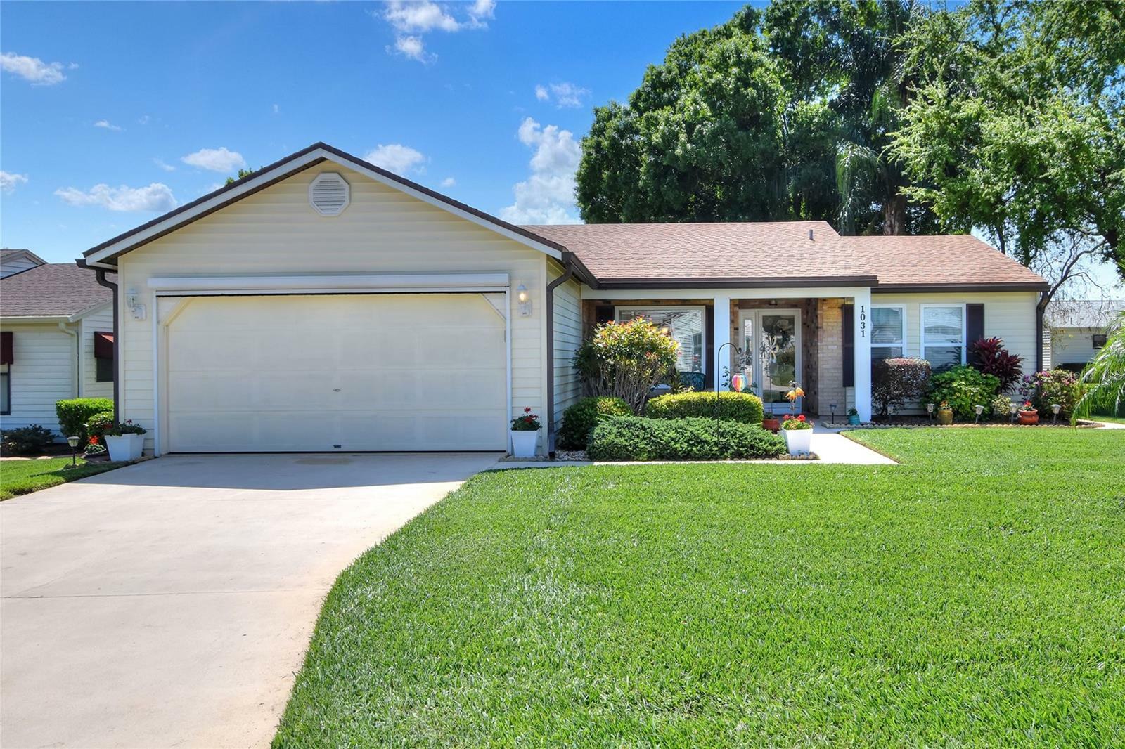 Property Photo:  1031 Caracara Circle N  FL 33809 