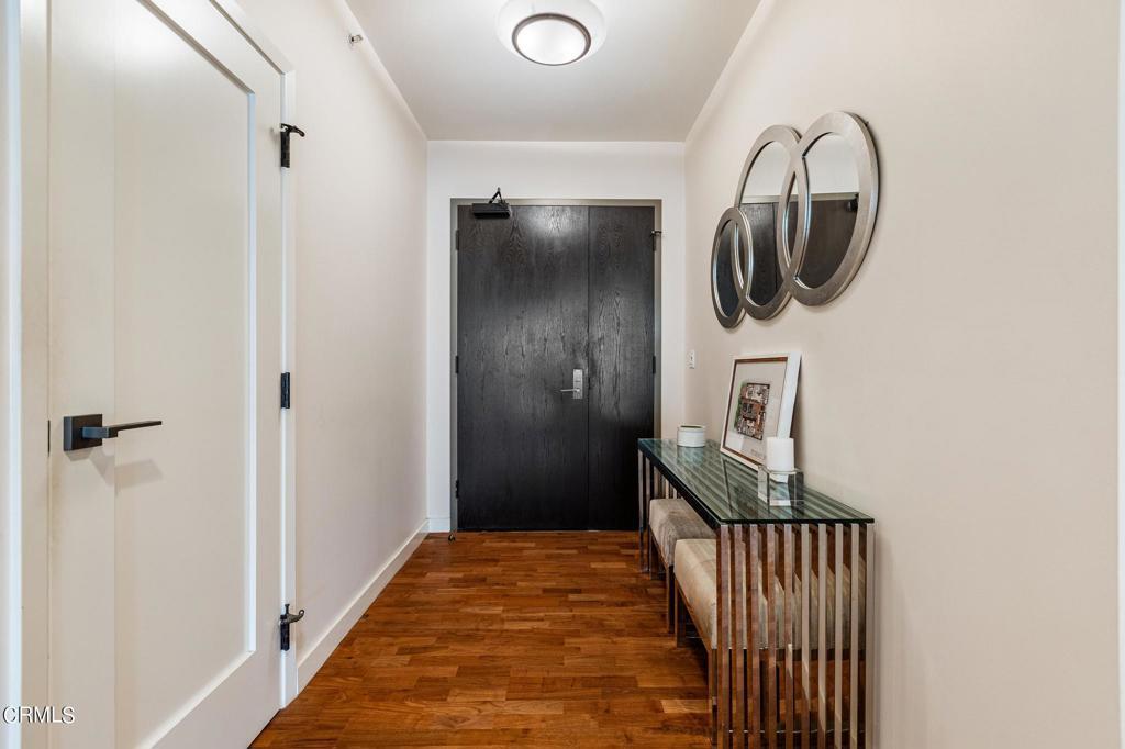 Property Photo: 920 Granite Drive 204 CA 91101