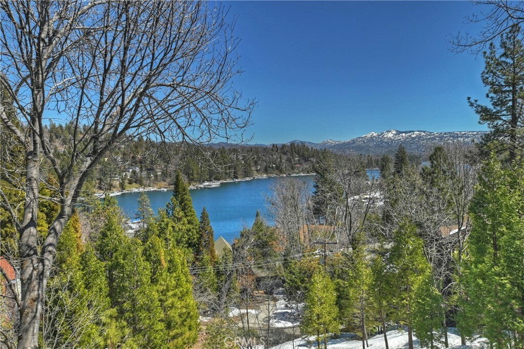 Property Photo: 27509 North Bay Road CA 92352