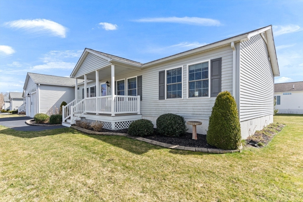 Property Photo:  19 Edgestone Drive  MA 02324 