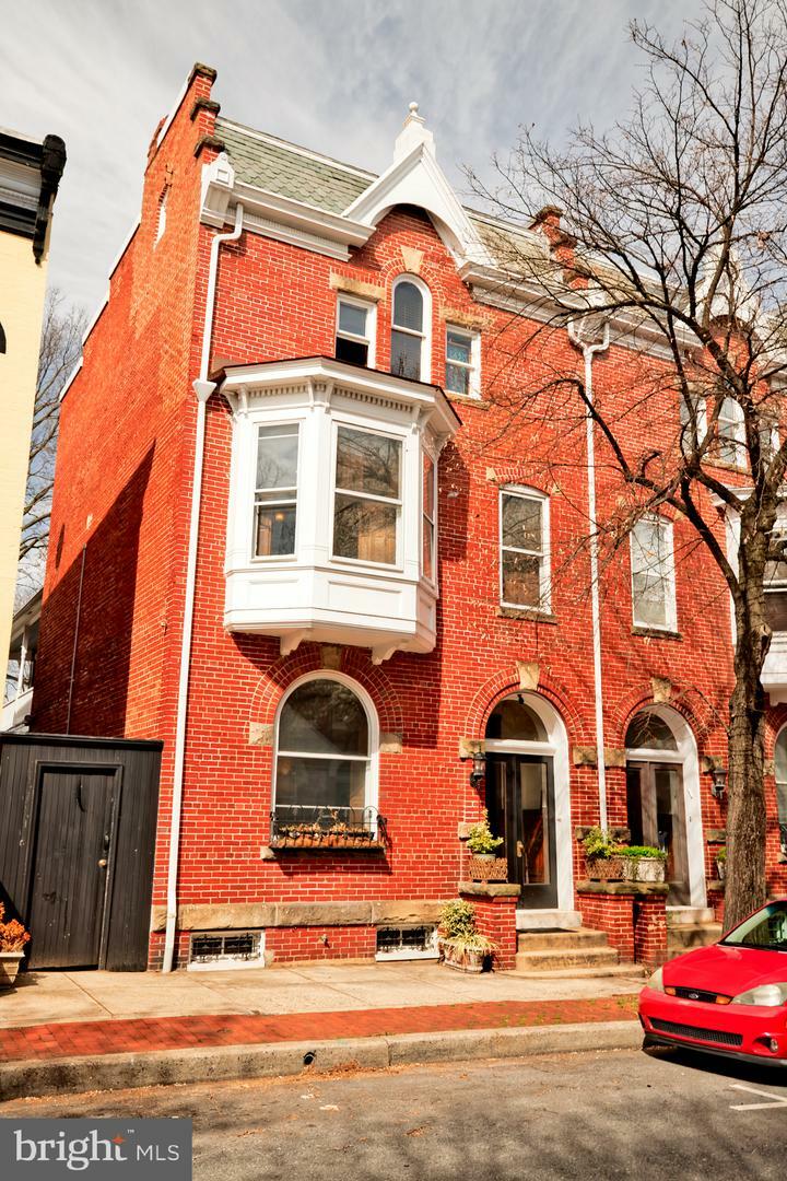 Property Photo:  221 S Market Street  MD 21701 