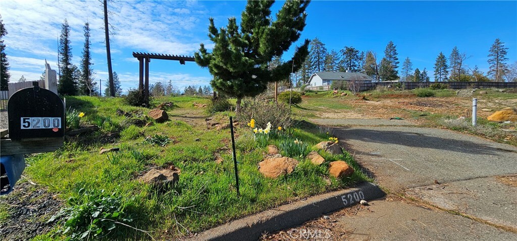 Property Photo:  5200 Trafalgar Square  CA 95969 