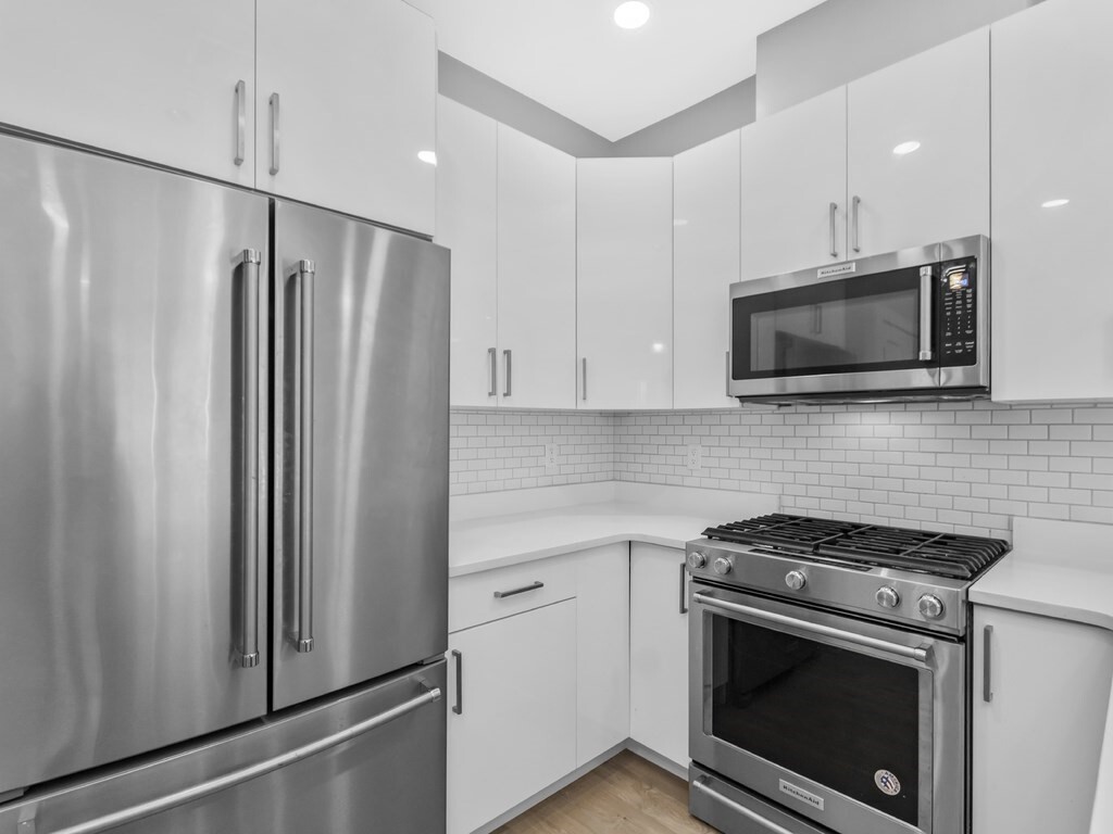 Property Photo: 610 Rutherford Ave 302 MA 02129