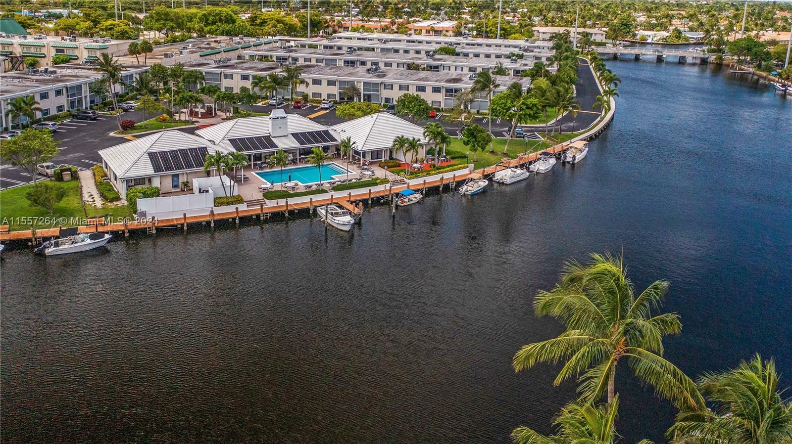 Property Photo: 130 Cypress Club Dr 332 FL 33060