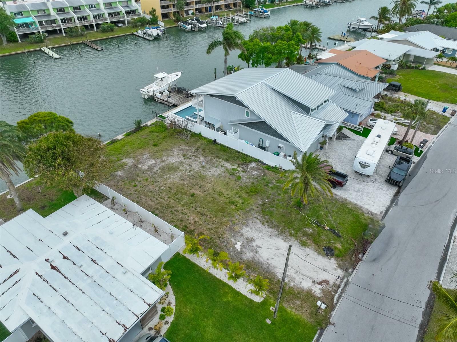 Property Photo:  339 Bahia Vista Drive  FL 33785 