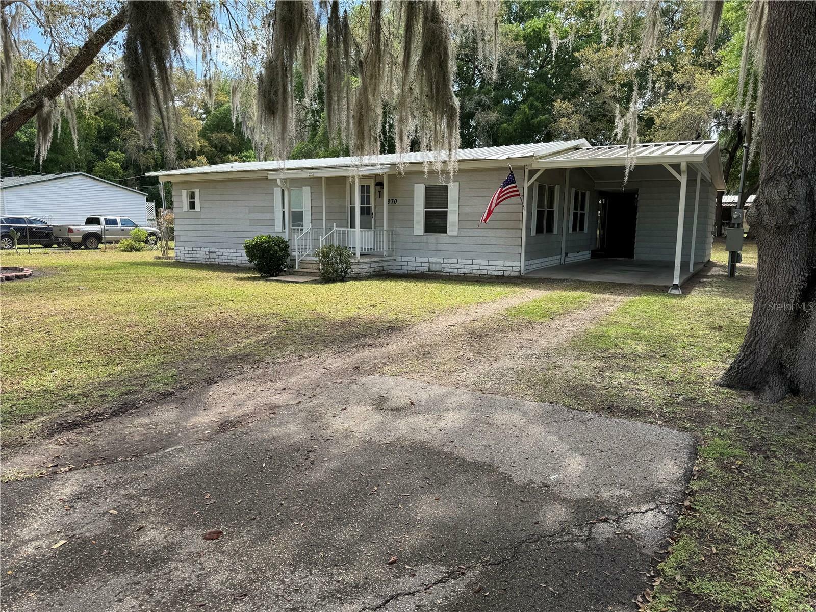 Property Photo:  9970 SE 170th Place  FL 34491 