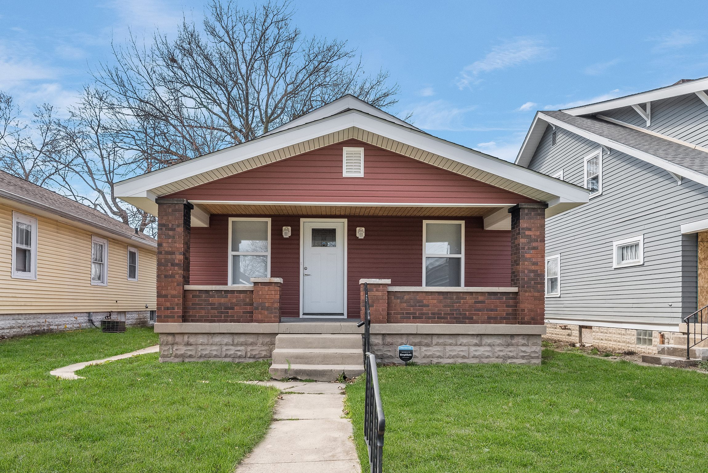 956 N Chester Avenue  Indianapolis IN 46201 photo
