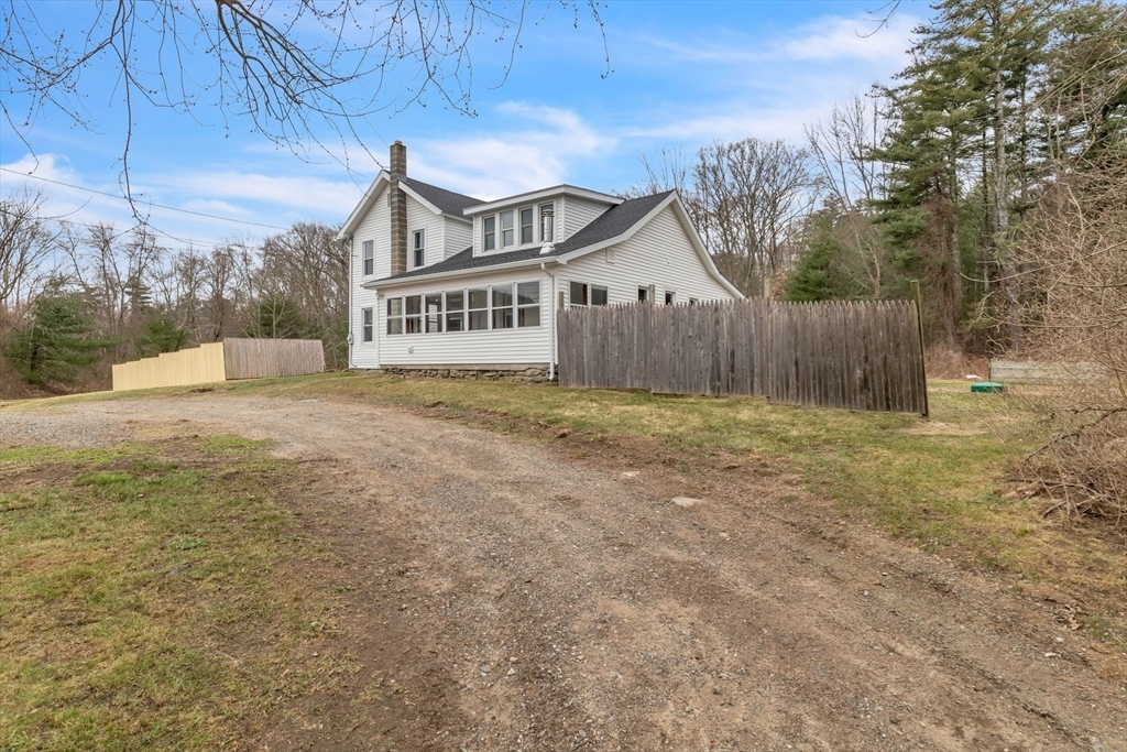 Property Photo:  140 Greenwich Plains Rd  MA 01082 