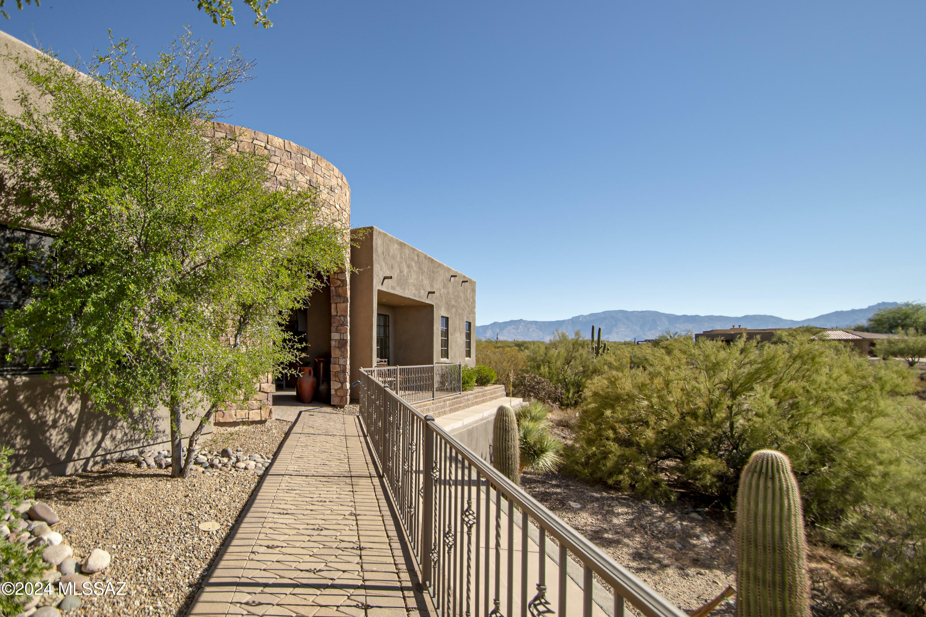 Property Photo:  4424 W Butterfly Mountain Drive  AZ 85658 