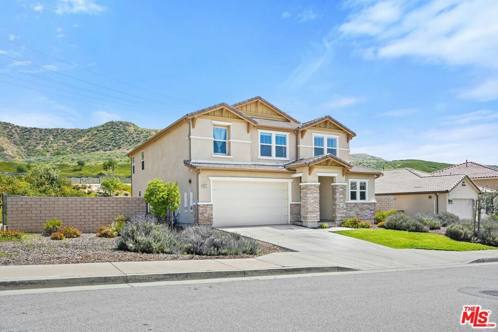 Property Photo:  19417 Bension Drive  CA 91350 