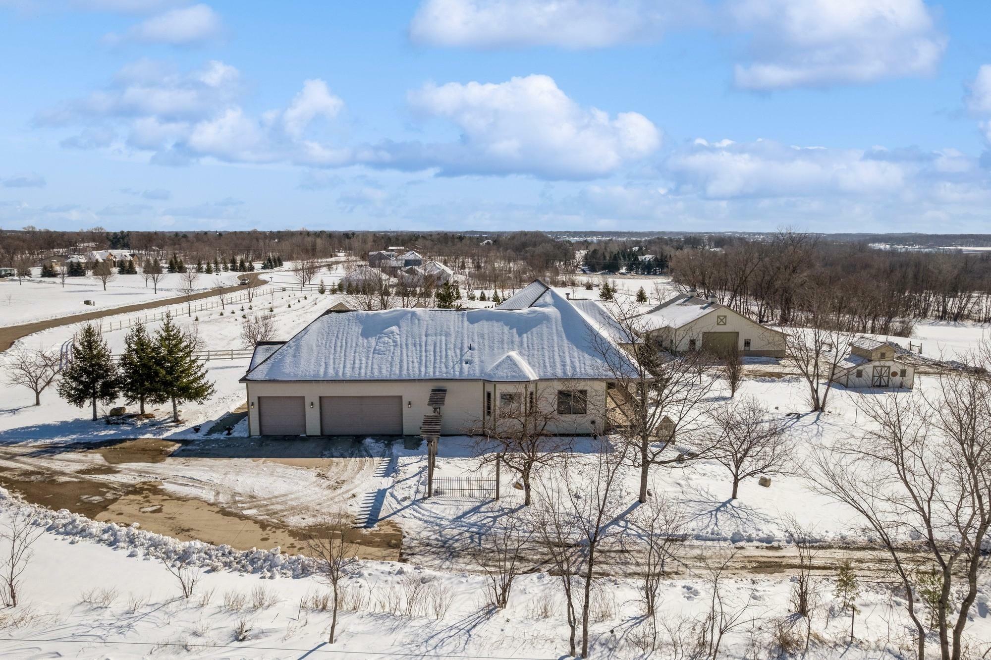 Property Photo:  1735 7th Street NW  MN 55313 