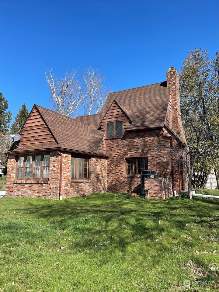 505 5th Avenue  Okanogan WA 98840 photo