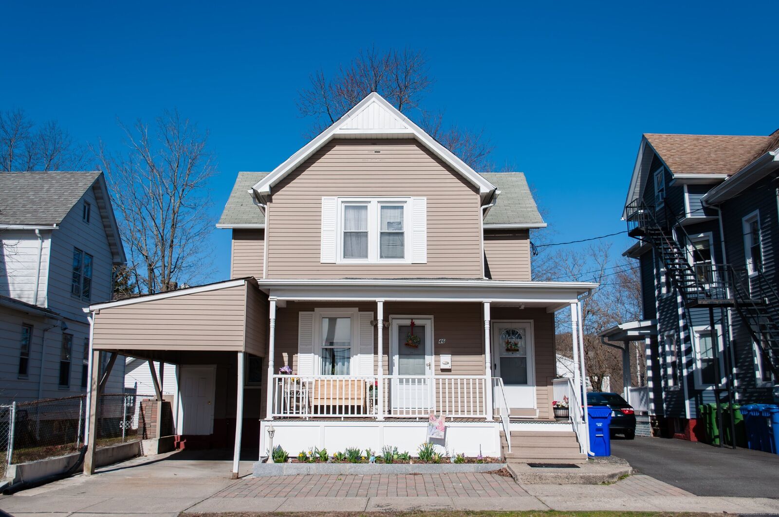 Property Photo:  46 Washington Street  CT 06492 