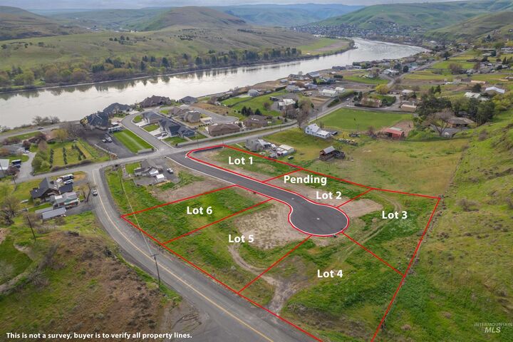 Property Photo: 1506 Arkenstone Court Lot 5 WA 99403