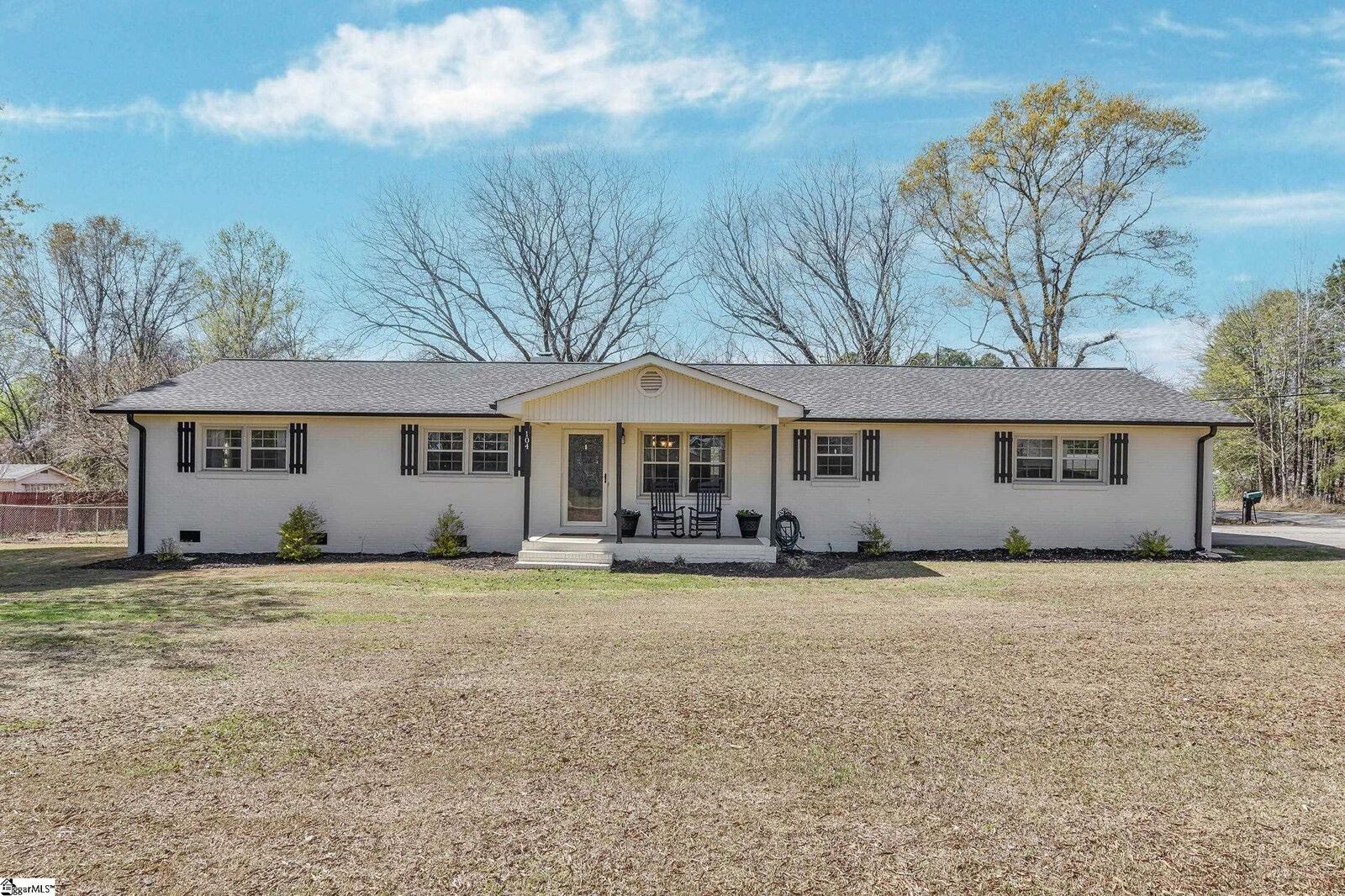 Property Photo:  104 Splawn Street  SC 29323 