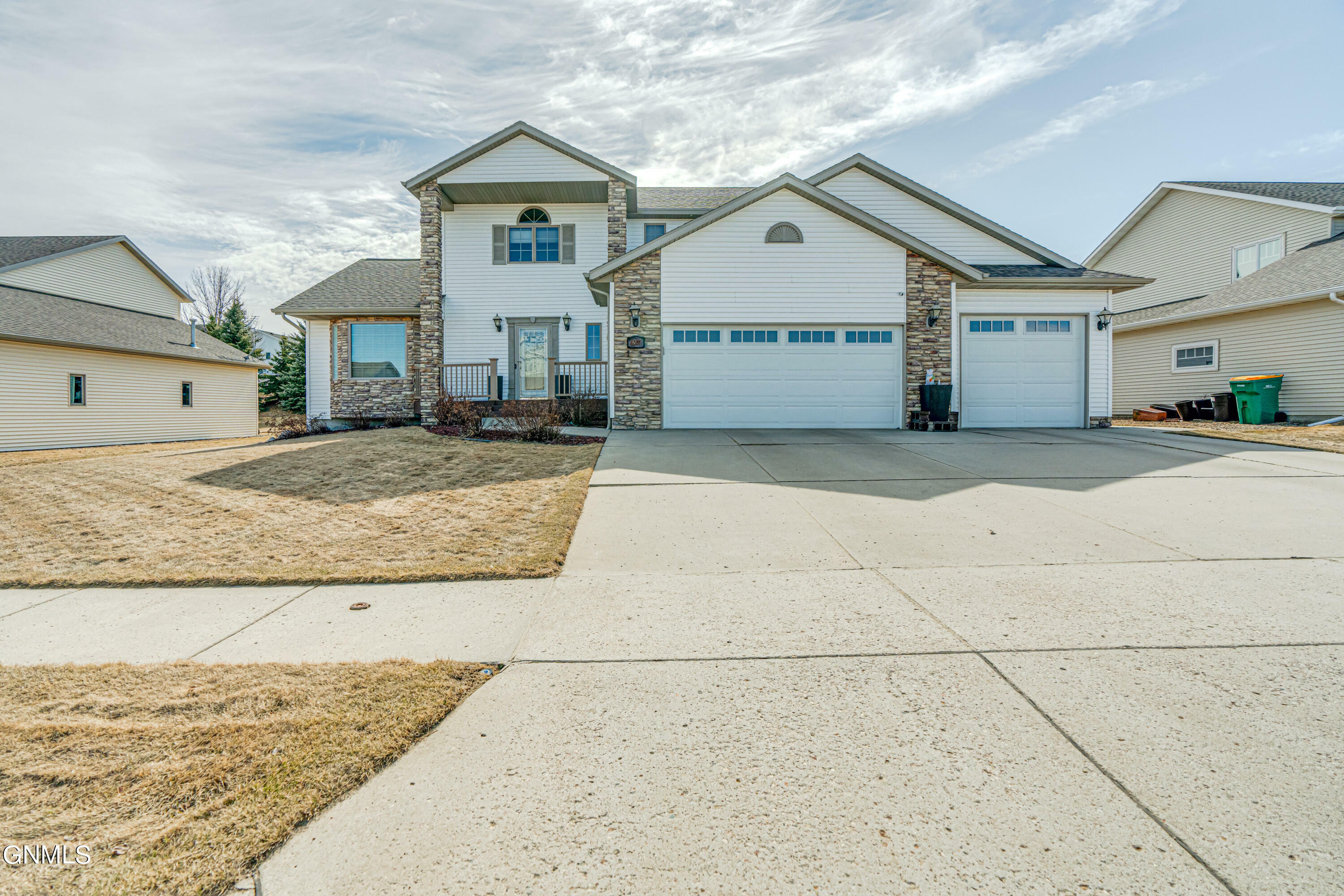 Property Photo:  4007 Overland Road  ND 58503 