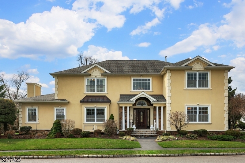 Property Photo: 27 Fieldstone Dr NJ 07081